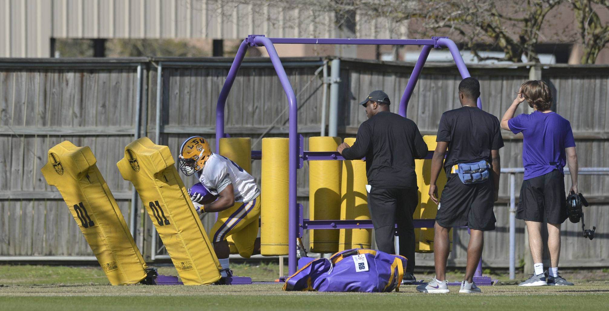 lsu football report tigers