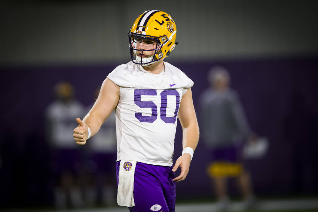 lsu football report tigers