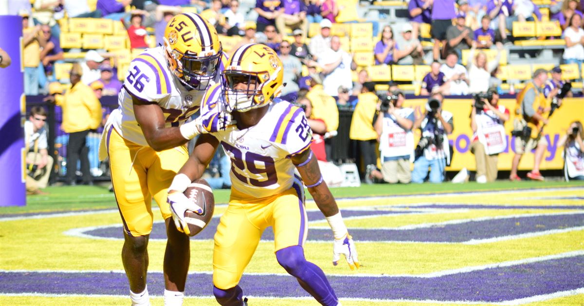lsu football report tigers
