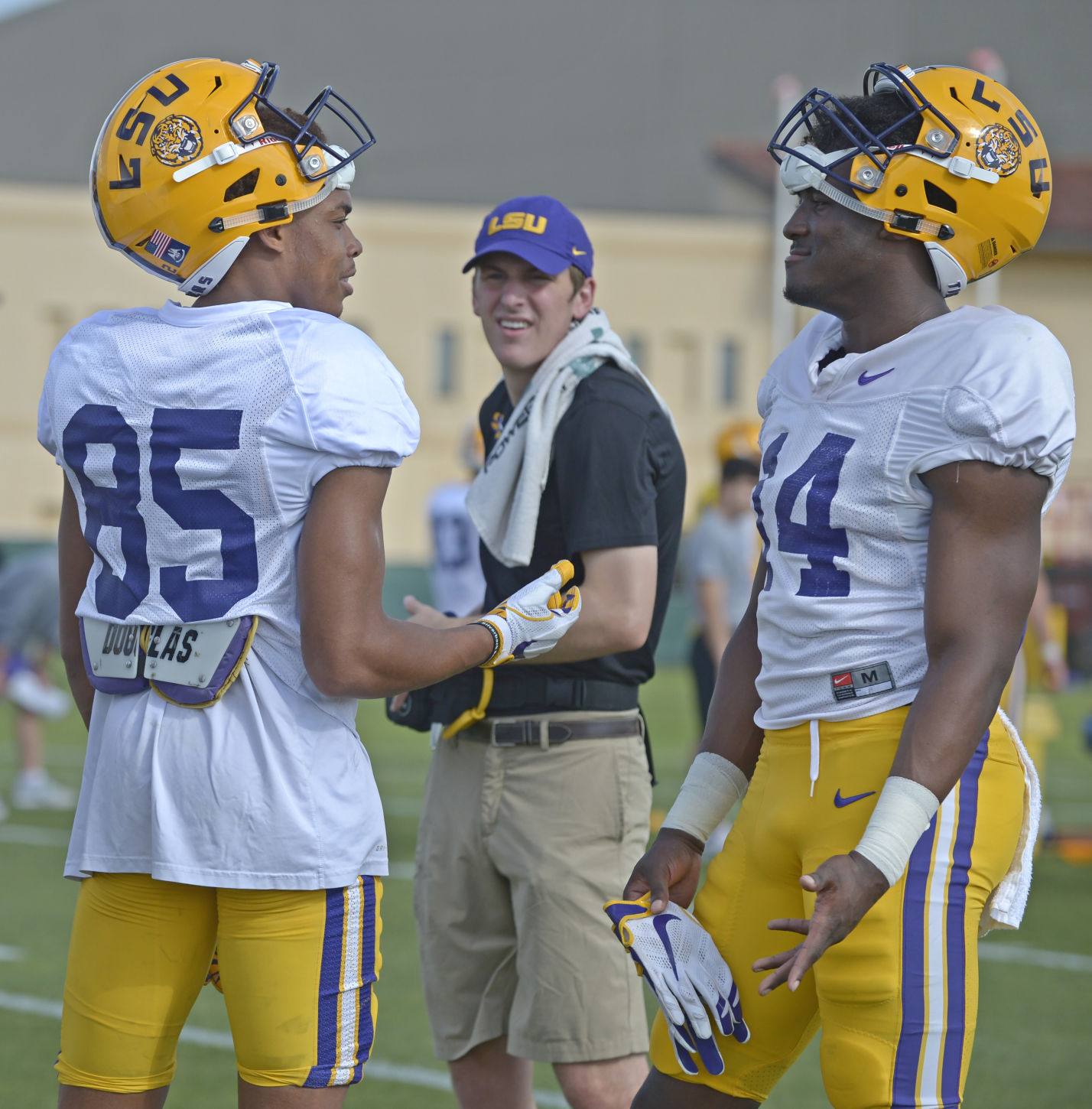 lsu football report tigers