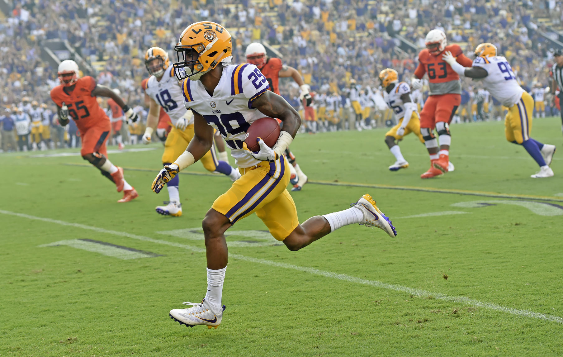 lsu football report tigers